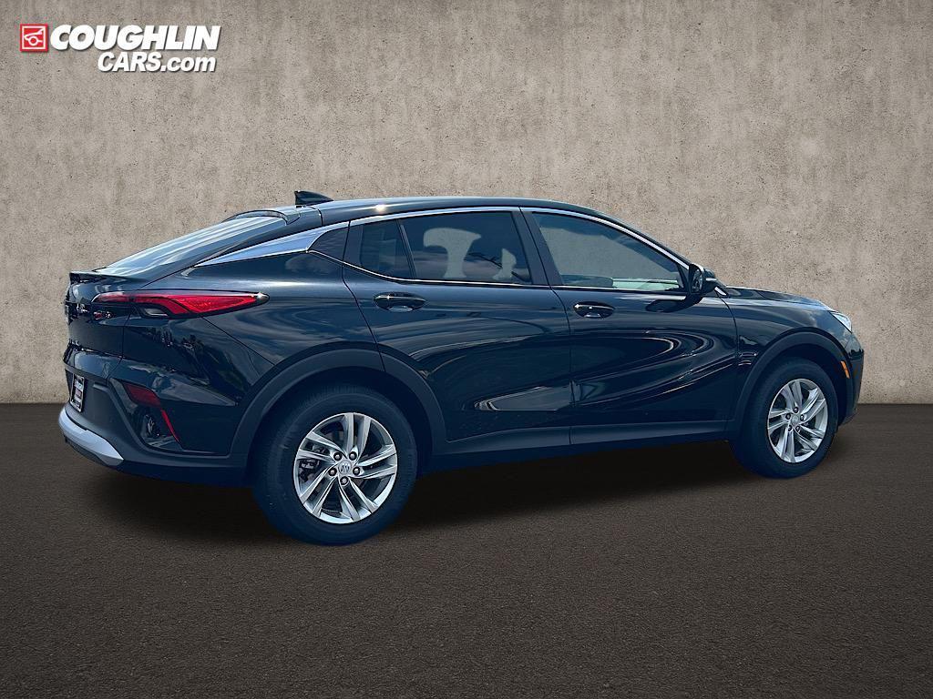 new 2025 Buick Envista car, priced at $28,178