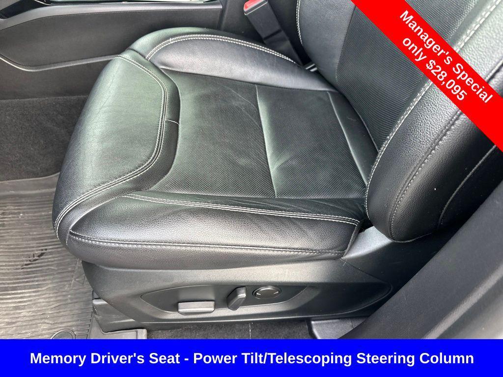 used 2022 Ford Explorer car, priced at $28,095