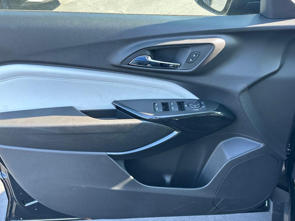 new 2025 Chevrolet Trax car, priced at $23,432