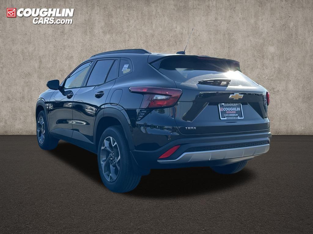 new 2025 Chevrolet Trax car, priced at $23,432