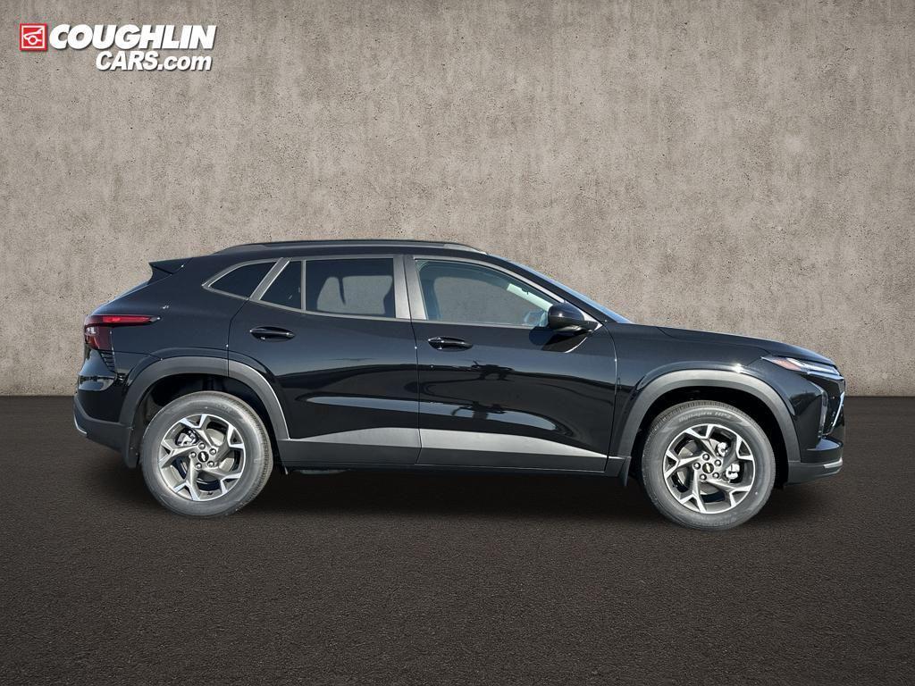 new 2025 Chevrolet Trax car, priced at $23,432