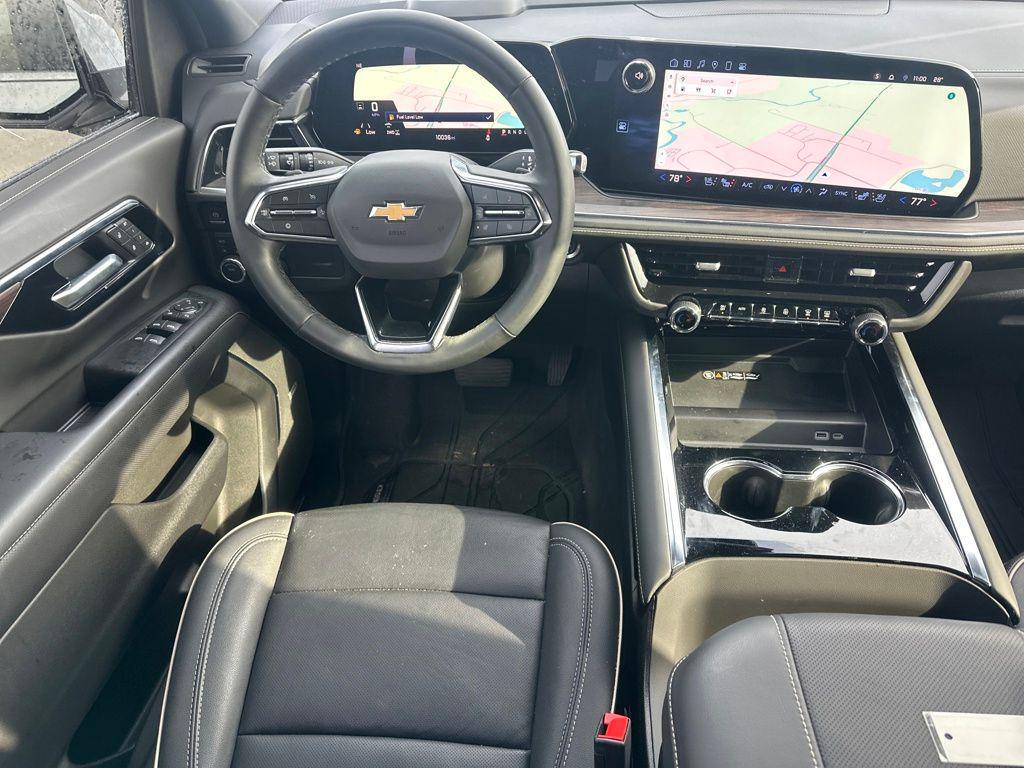 used 2025 Chevrolet Suburban car, priced at $77,665