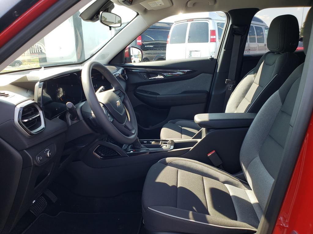 new 2026 Chevrolet TrailBlazer car, priced at $25,165