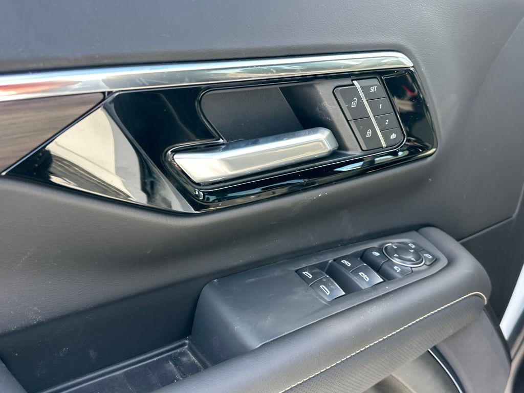 new 2026 Chevrolet Suburban car, priced at $88,804