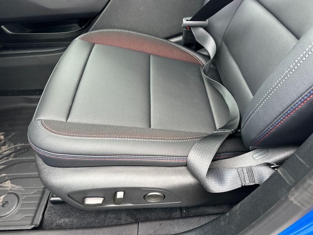 new 2026 Chevrolet Equinox EV car, priced at $39,889