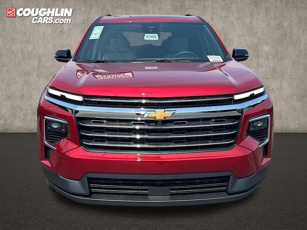 new 2025 Chevrolet Traverse car, priced at $39,939