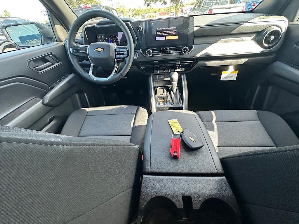 new 2026 Chevrolet Colorado car, priced at $33,135