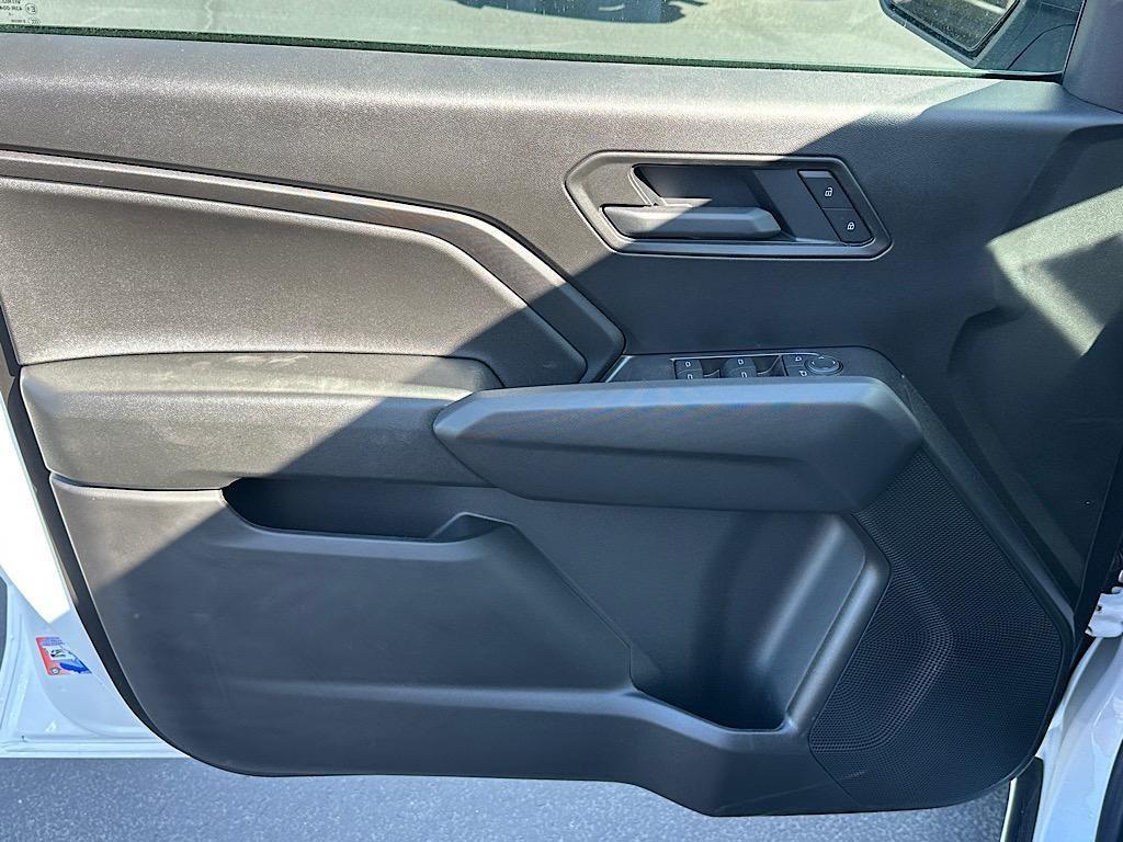new 2026 Chevrolet Colorado car, priced at $33,135