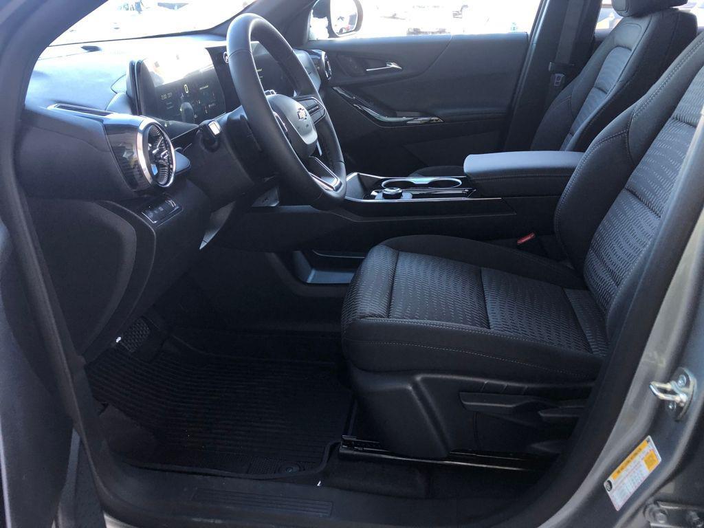 new 2026 Chevrolet Equinox car, priced at $30,820