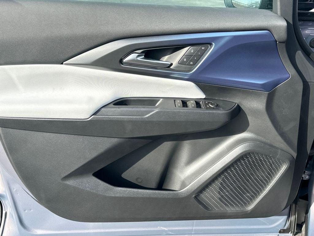 new 2026 Chevrolet Equinox EV car, priced at $40,000