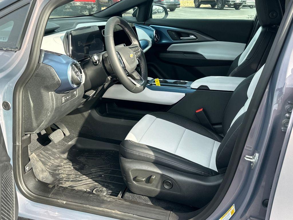 new 2026 Chevrolet Equinox EV car, priced at $40,000