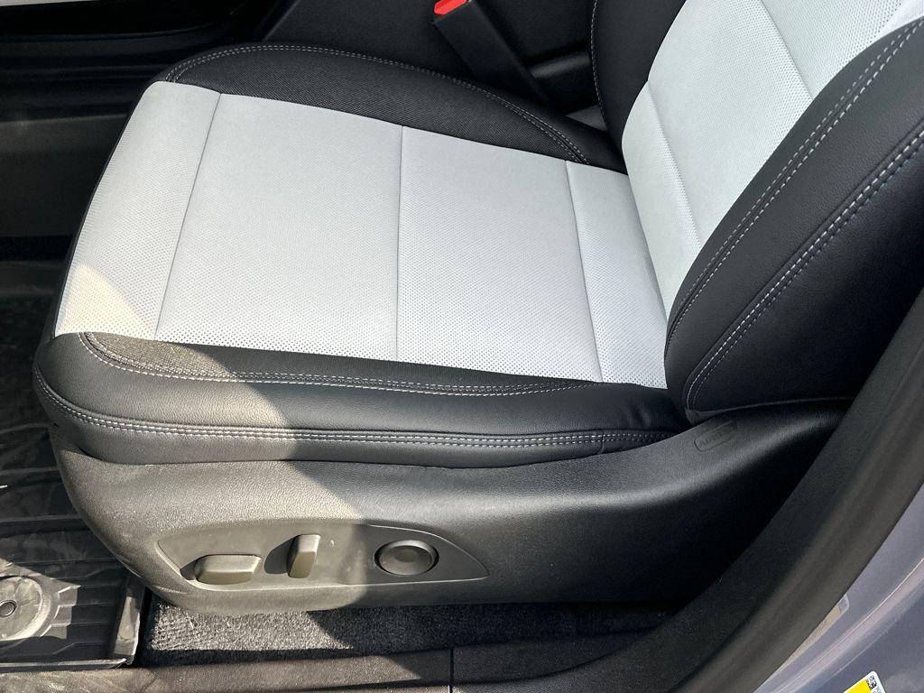 new 2026 Chevrolet Equinox EV car, priced at $40,000