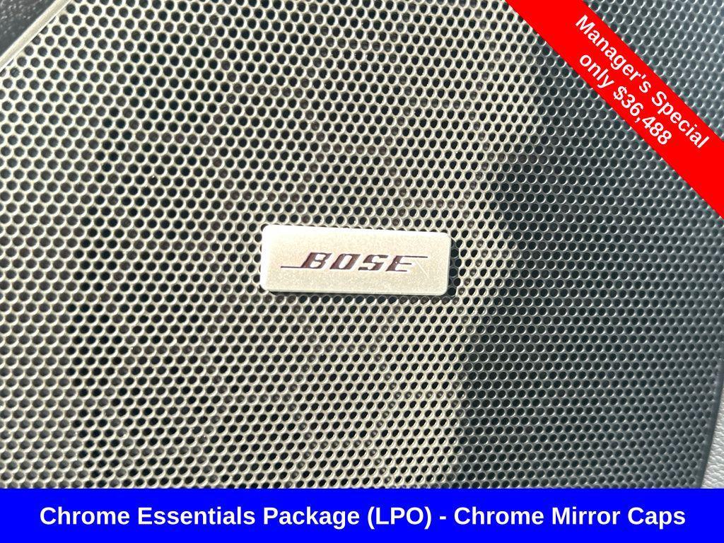 used 2023 Chevrolet Traverse car, priced at $36,488