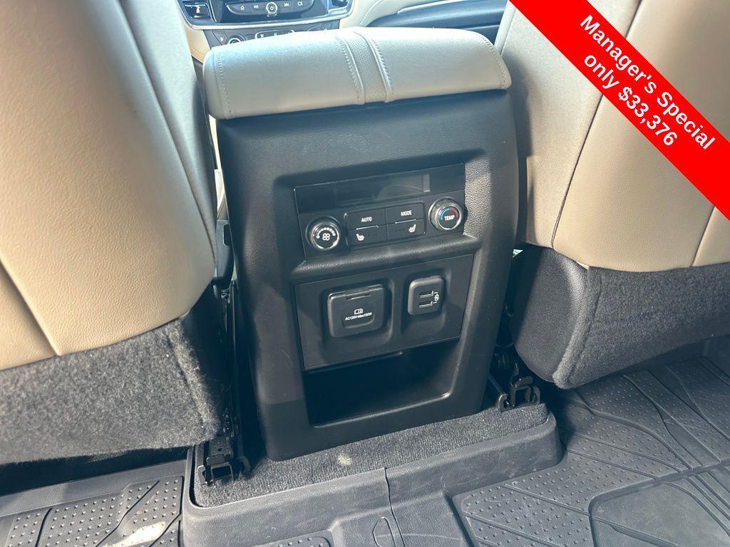 used 2023 Chevrolet Traverse car, priced at $33,376