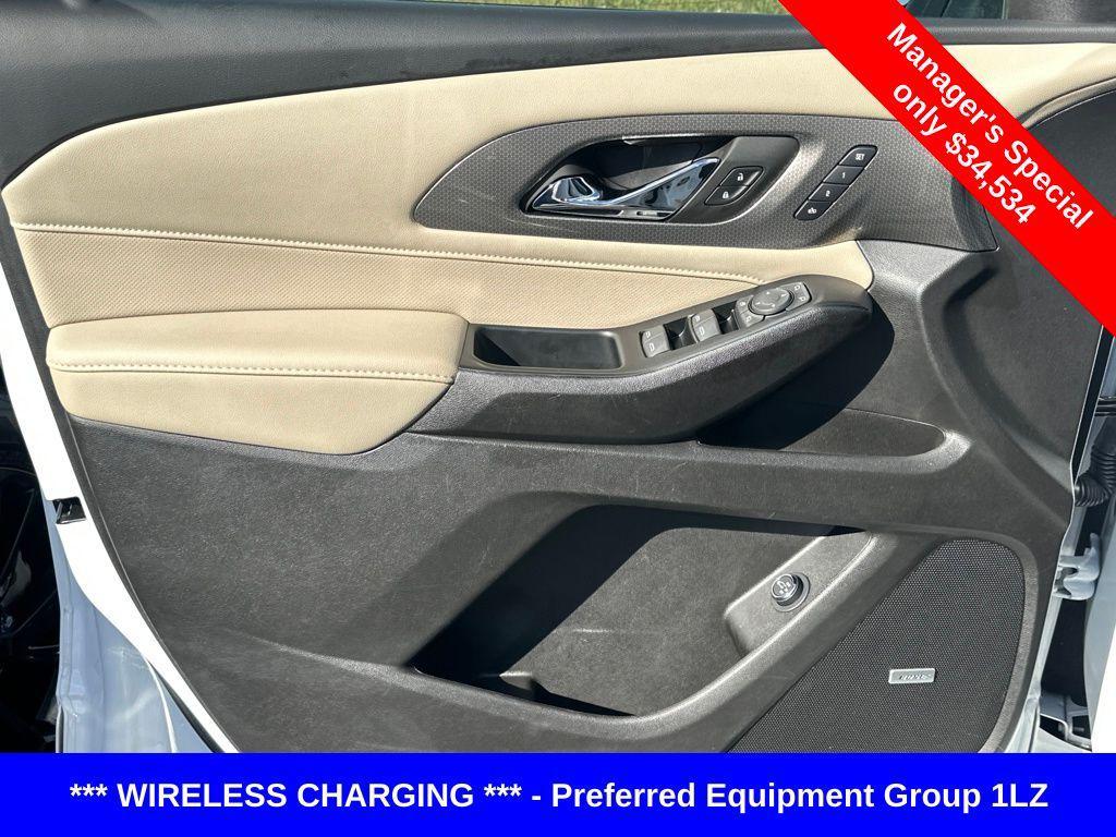 used 2023 Chevrolet Traverse car, priced at $34,534