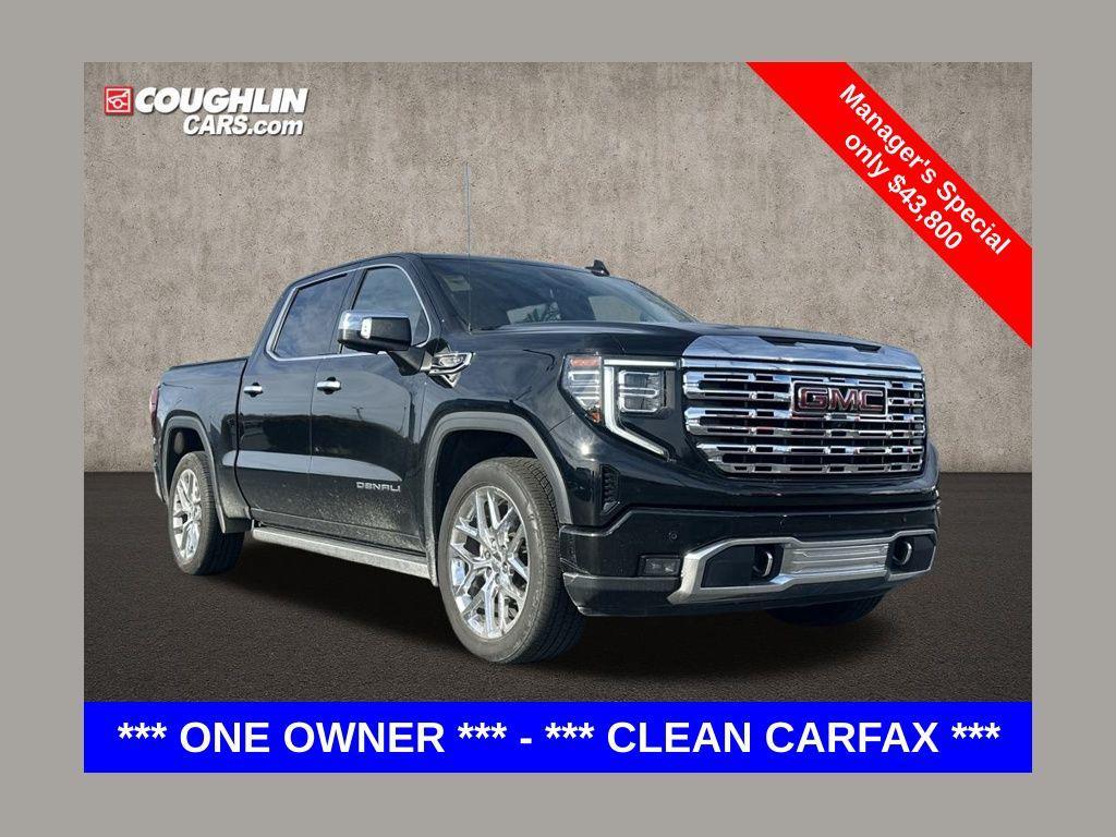 used 2022 GMC Sierra 1500 car, priced at $43,800
