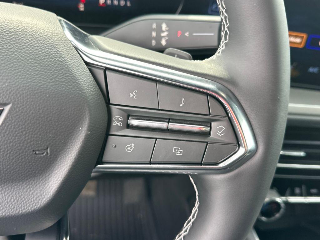 new 2026 Chevrolet Traverse car, priced at $48,514