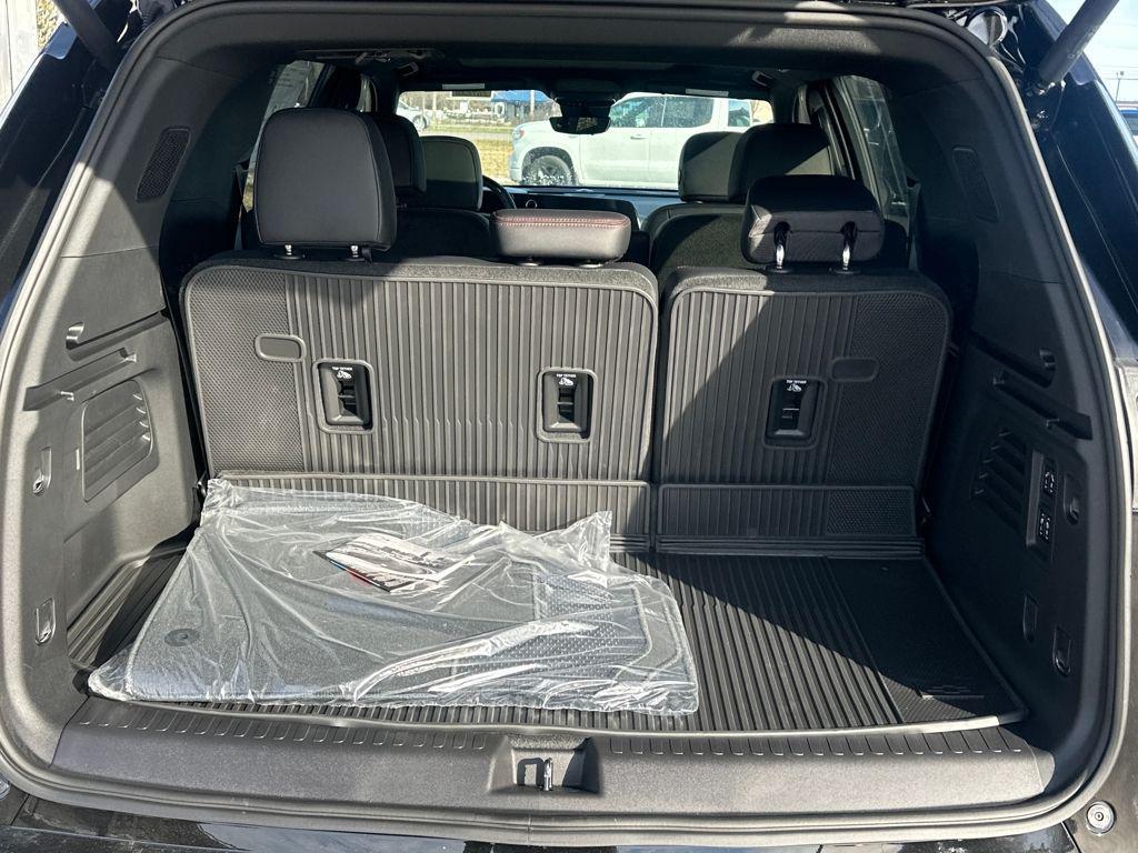 new 2026 Chevrolet Traverse car, priced at $55,808