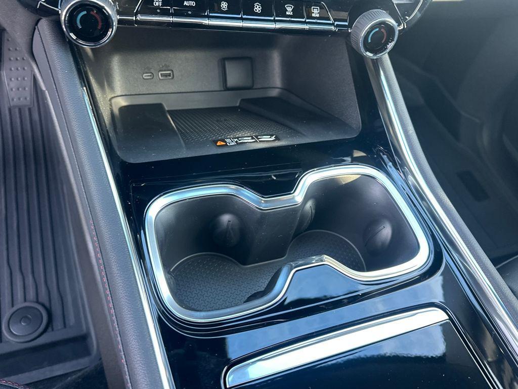 new 2026 Chevrolet Traverse car, priced at $55,808