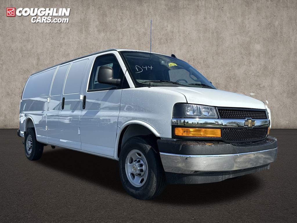 new 2025 Chevrolet Express 3500 car, priced at $50,330