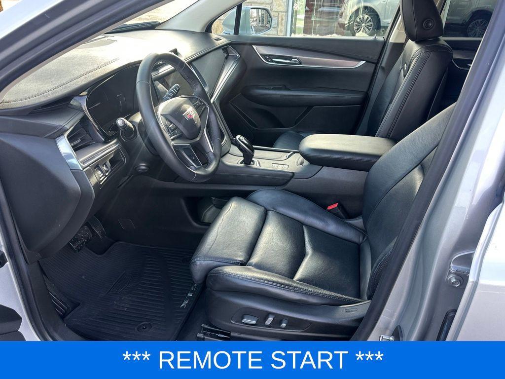 used 2017 Cadillac XT5 car, priced at $18,760