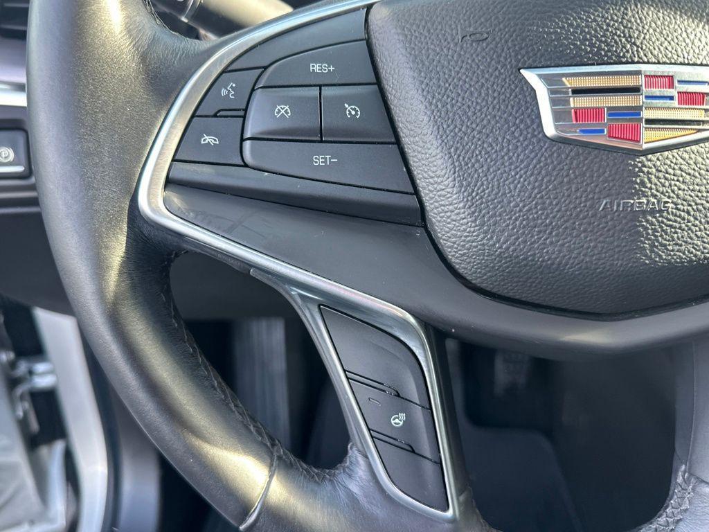 used 2017 Cadillac XT5 car, priced at $18,760