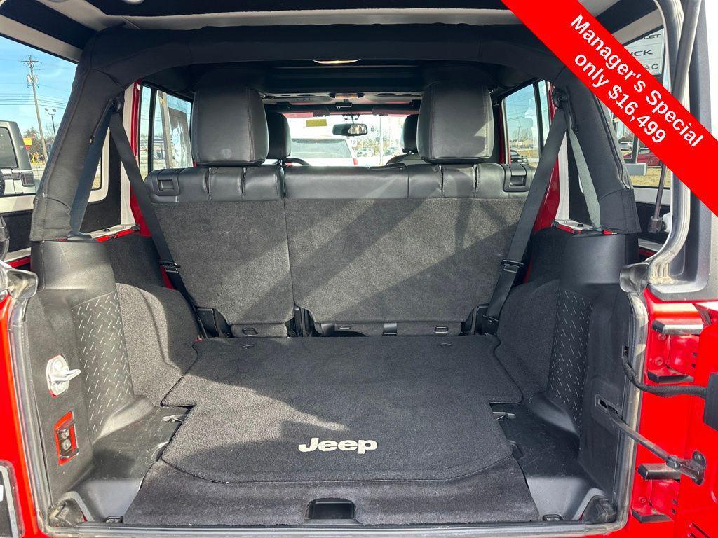 used 2015 Jeep Wrangler Unlimited car, priced at $16,499