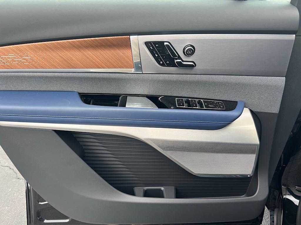 new 2026 Cadillac VISTIQ car, priced at $95,264