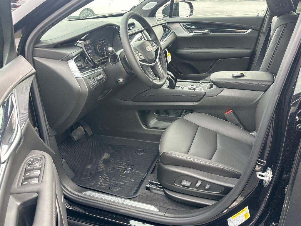 new 2026 Cadillac XT5 car, priced at $61,664