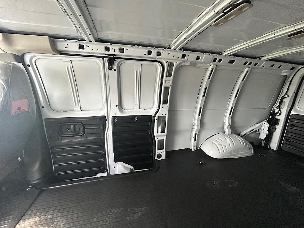 new 2025 Chevrolet Express 3500 car, priced at $50,330