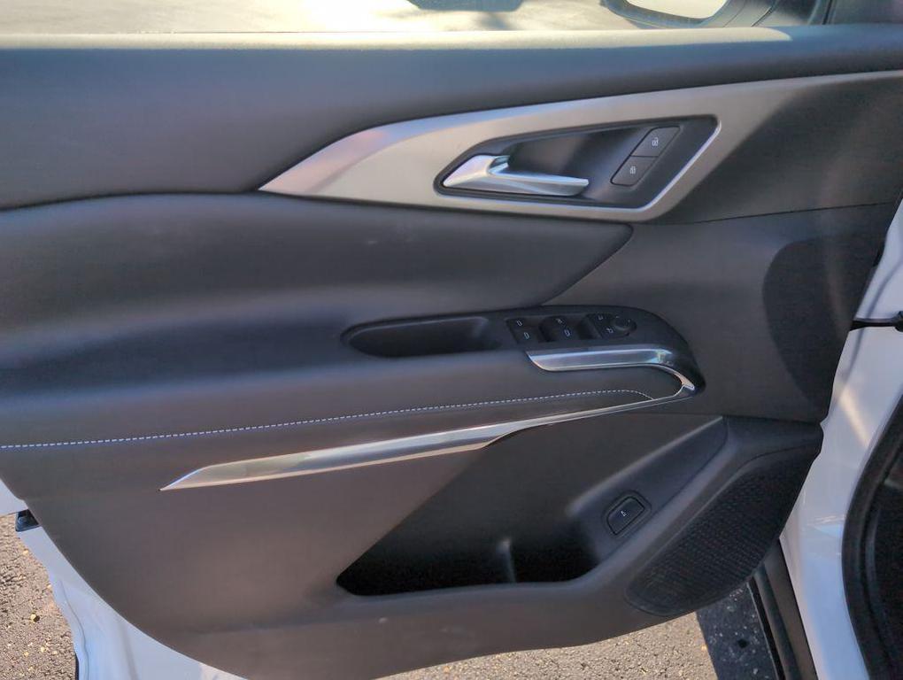 new 2026 Chevrolet Traverse car, priced at $46,144