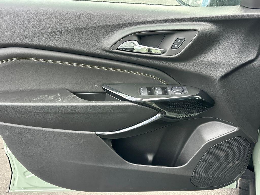 new 2026 Chevrolet Trax car, priced at $27,695