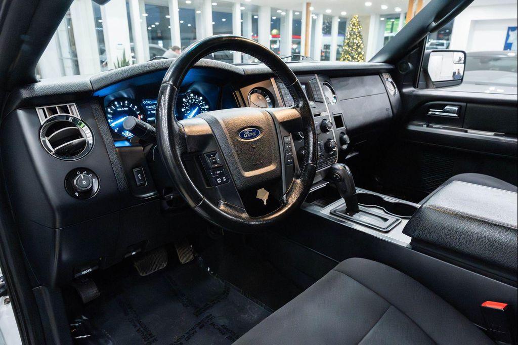 used 2017 Ford Expedition car, priced at $6,900