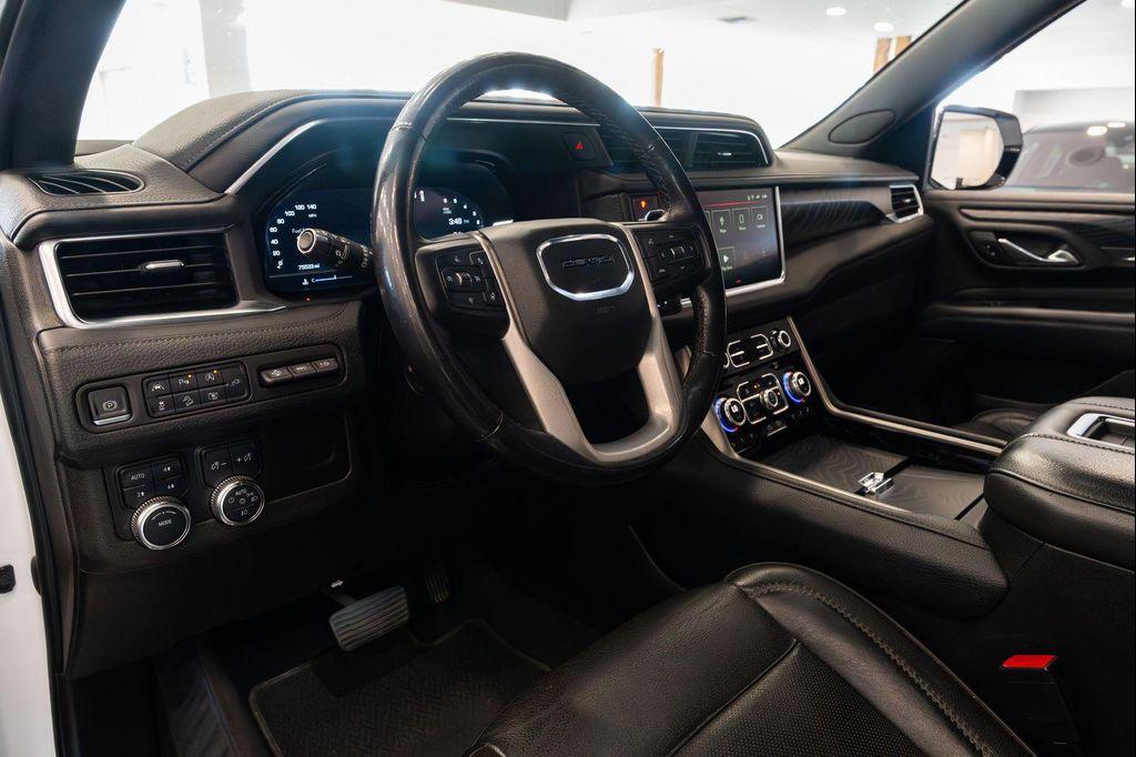 used 2022 GMC Yukon car, priced at $47,490