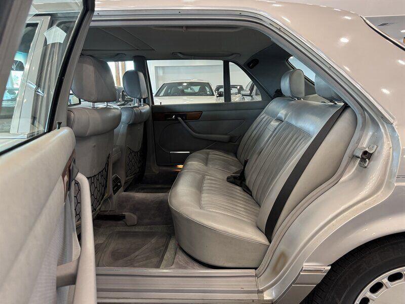 used 1987 Mercedes-Benz S-Class car, priced at $9,390