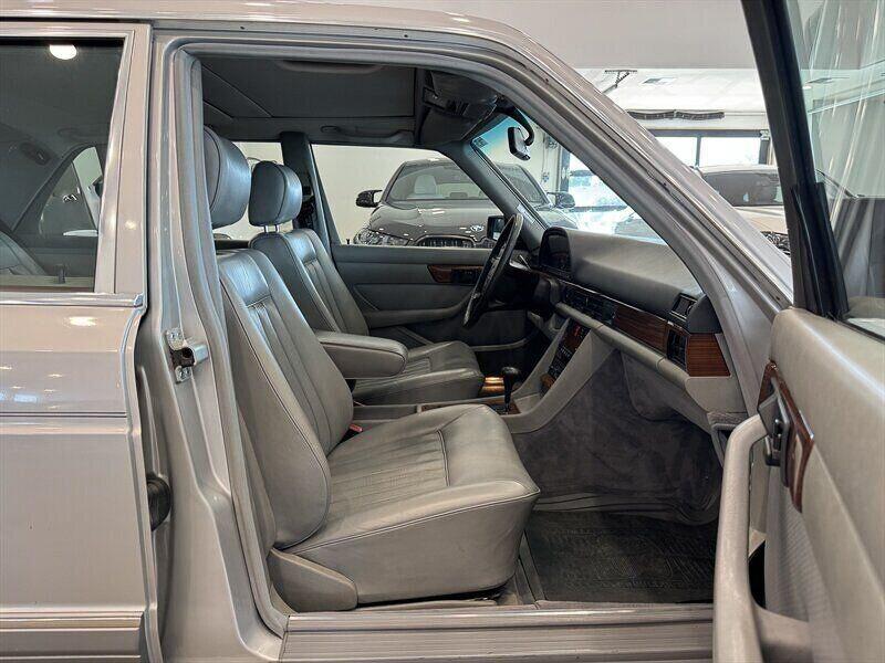 used 1987 Mercedes-Benz S-Class car, priced at $9,390