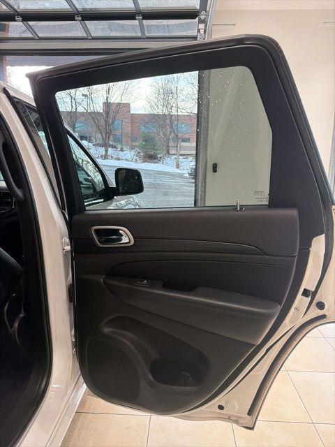 used 2019 Jeep Grand Cherokee car, priced at $18,016