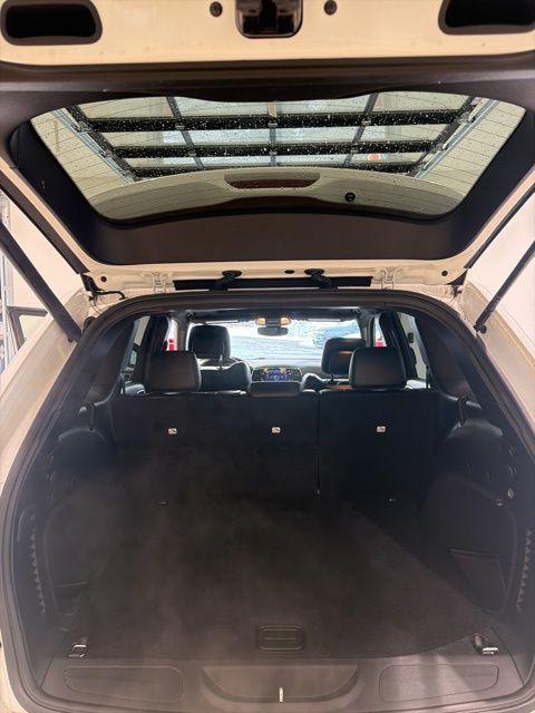 used 2019 Jeep Grand Cherokee car, priced at $18,016