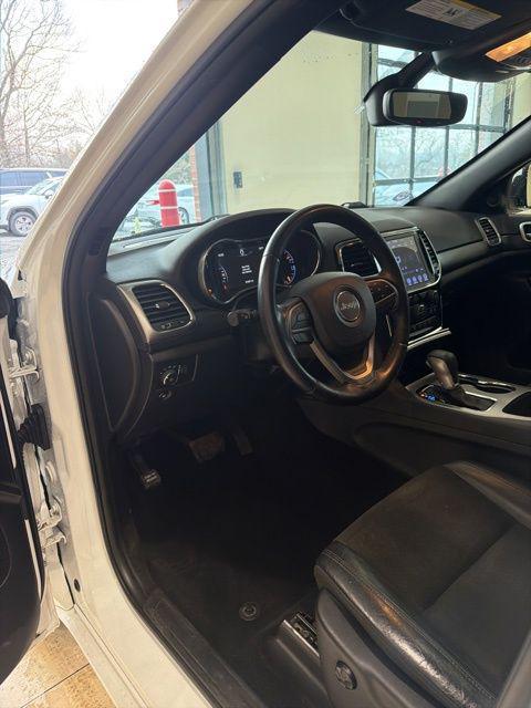 used 2019 Jeep Grand Cherokee car, priced at $18,016