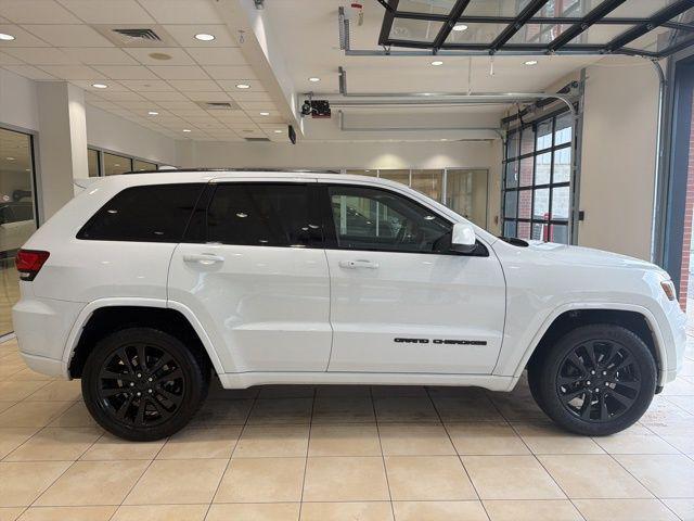used 2019 Jeep Grand Cherokee car, priced at $18,016