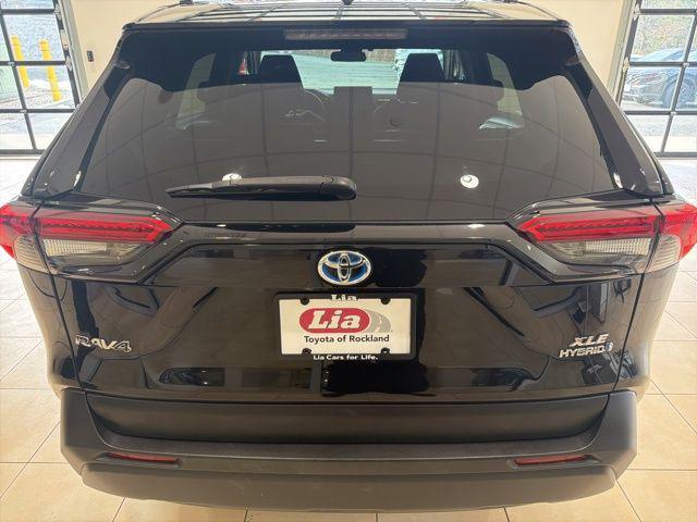 used 2020 Toyota RAV4 Hybrid car, priced at $21,495