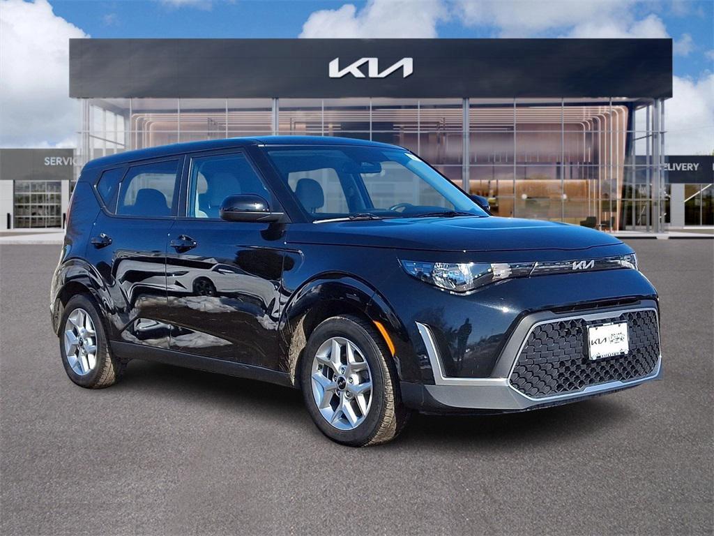 used 2023 Kia Soul car, priced at $18,499
