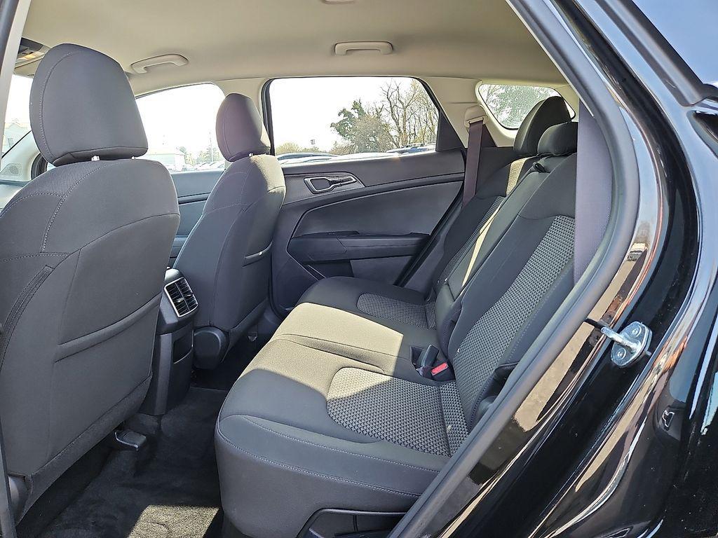 used 2023 Kia Sportage Hybrid car, priced at $25,198