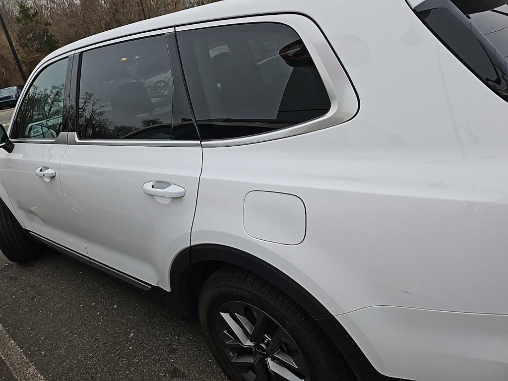 used 2024 Kia Telluride car, priced at $33,499