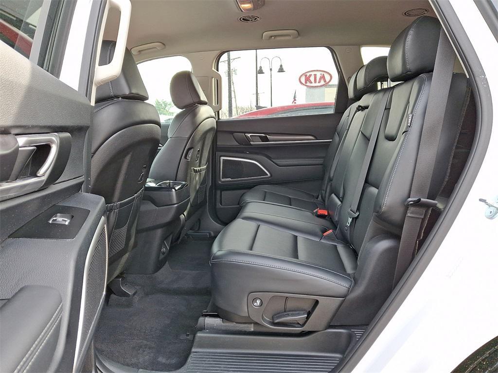 used 2024 Kia Telluride car, priced at $32,899