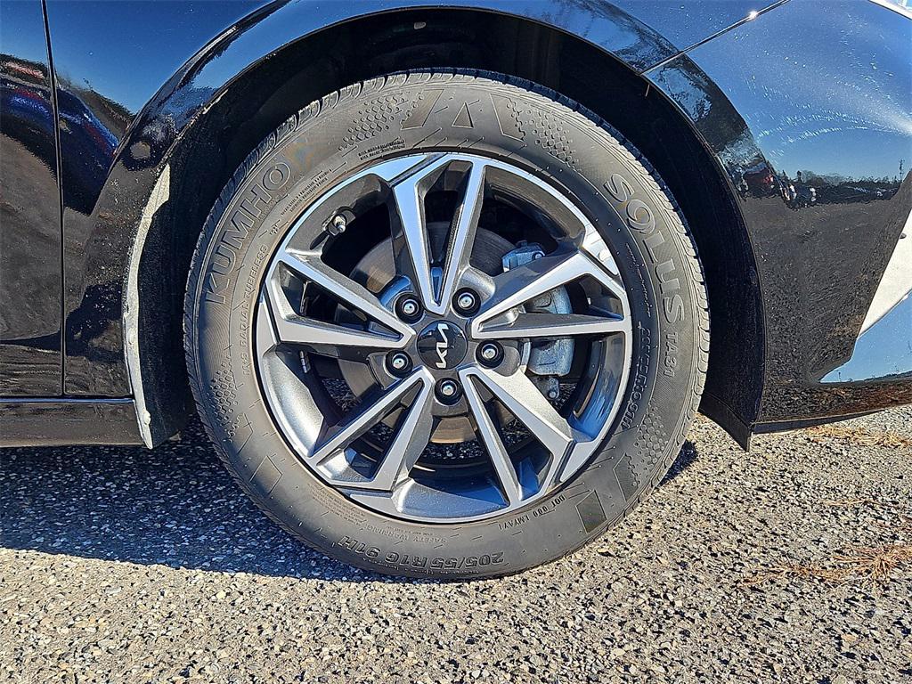used 2023 Kia Forte car, priced at $17,549