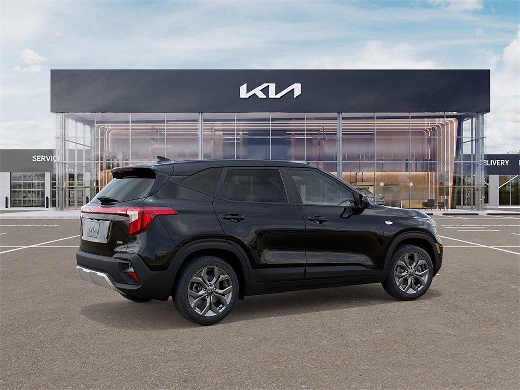 new 2026 Kia Seltos car, priced at $27,305