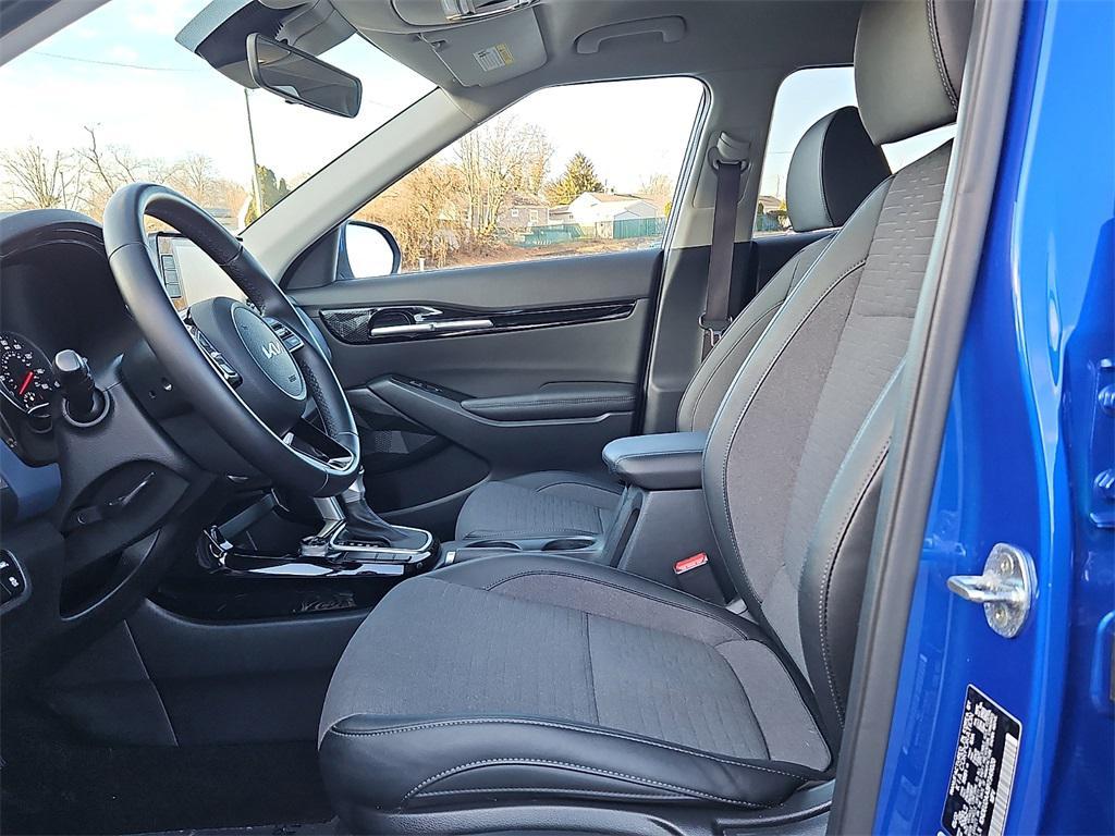 used 2023 Kia Seltos car, priced at $19,299