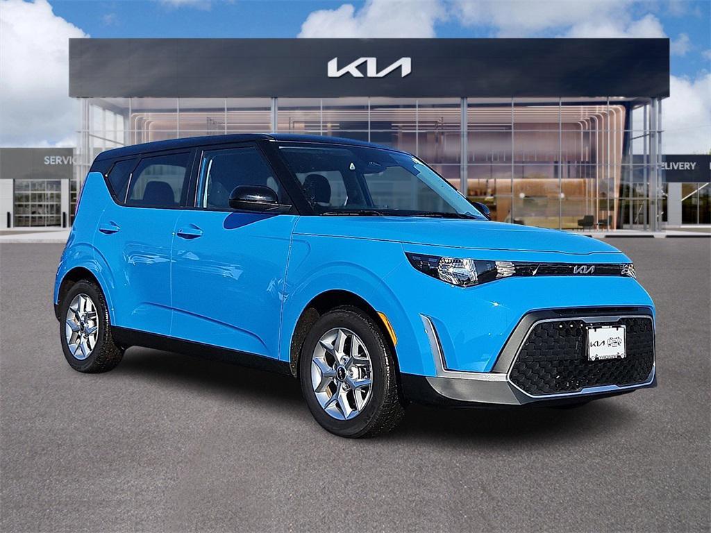 used 2025 Kia Soul car, priced at $21,769