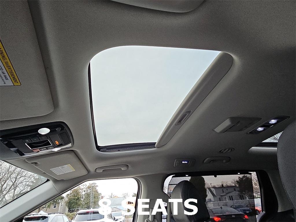 used 2024 Kia Carnival car, priced at $32,249